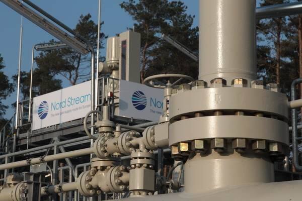 You are currently viewing Germania suspendă procesul de certificare a gazoductului Nord Stream 2,  în ciuda presiunilor Rusiei