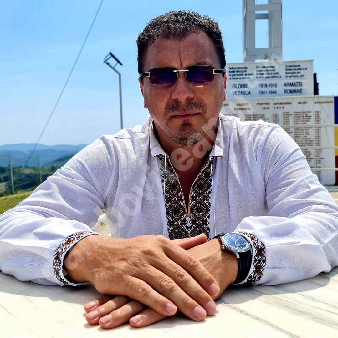 You are currently viewing Ionel Petre: „n-aș fi crezut că vor dispărea oamenii politici care să își asume responsabilități și vor veni „naționaliștii ” care din voință nebunească, teribilism sau strategie să își asume un proiect atât de mare precum suspendarea președintelui