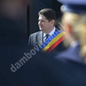 Read more about the article Mesaj pro-vaccinare postat de Marius Caravețeanu, primar al orașului Răcari: „Pe moartea multora se va scrie educația acestei generații”