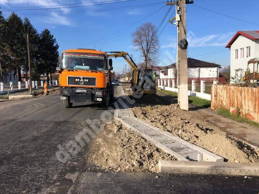 You are currently viewing Se lucrează din plin pe cele 4 loturi ale proiectului de modernizare a drumurilor județene DJ 720, DJ 720B, DJ 711 și DJ 101B