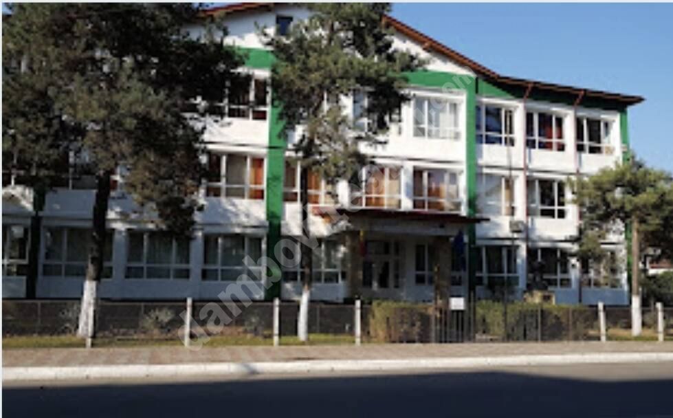 You are currently viewing Activitate de vacanţă – ,,Culorile toamnei” – ȋntâlnirea Cenaclului Literar ,,Joc de creion” al Şcolii Gimnaziale ,,Mihai Viteazul” – Pucioasa
