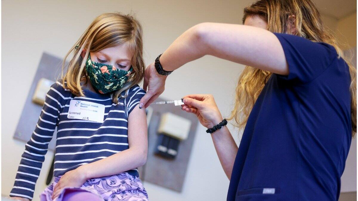 You are currently viewing Israelul a început vaccinarea anti-coronavirus a copiilor cu vârste între 5 și 11 ani