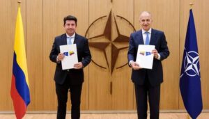 Read more about the article Mircea Geoană,  întâlnire cu ministrul columbian al apărării, Diego Molano