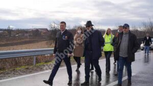 Read more about the article Astăzi, a fost recepționat podul care face legătura între comunele Șotânga și Doicești