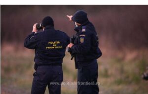 Read more about the article Ajutor medical acordat unei tinere din Somalia, depistată în stare de inconştienţă în apropierea graniţei cu Serbia