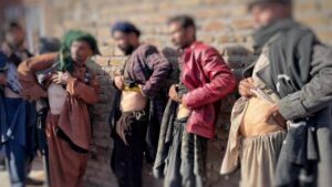 Read more about the article Ca să nu moară de foame, afganii își vând rinichii în Iran
