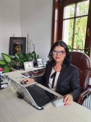 Read more about the article Gabriela Istrate, cadru didactic Dâmbovițean: dezideratul nostru nu ar trebui să fie procentul de note mari de la clasă, ci cum ajut toți copiii să reușească în viață, după puterea fiecăruia