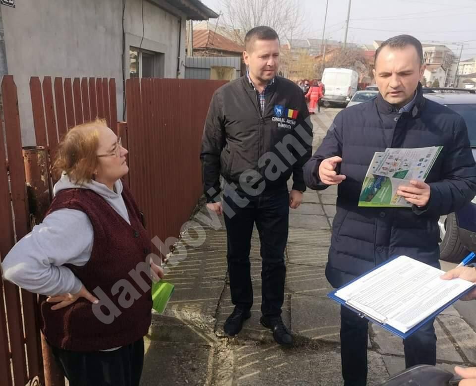 You are currently viewing Astăzi, a început distribuția materialelor necesare colectării separate a deșeurilor, în cartierul Matei Voievod din Târgoviște