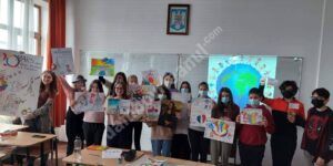 Read more about the article Ziua Francofoniei sărbătorită de elevii Liceului de Arte „Bălașa Doamna” din Târgoviște