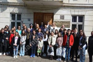 Read more about the article DARURI DIN PARTEA ARHIEPISCOPIEI TÂRGOVIȘTEI PENTRU PARTICIPANȚII LA CONCURSUL DEDICAT ZILEI POLIȚIEI ROMÂNE DE LA TÂRGOVIȘTE