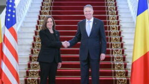 Read more about the article Kamala Harris: Mulțumesc românilor pentru cum i-ați primit pe refugiați și pentru curajul dovedit