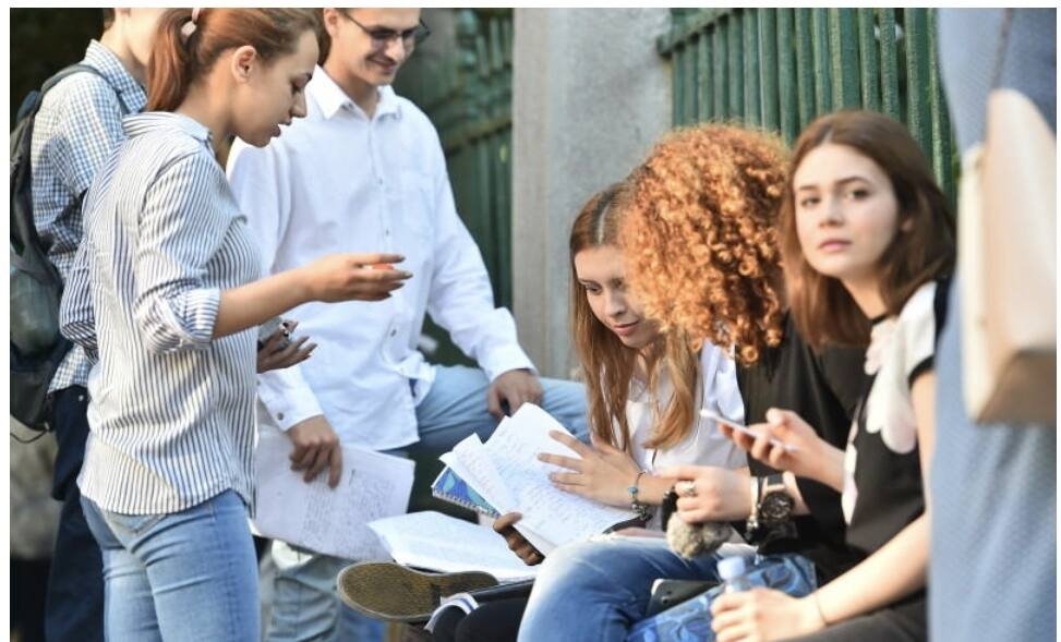 You are currently viewing ÎNCEPE SIMULAREA EXAMENULUI NAȚIONAL DE BACALAUREAT 2022! VEZI DETALII!