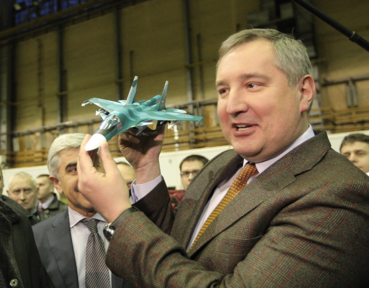 You are currently viewing Rusia nu mai livrează motoare de rachetă către NASA. Rogozin transmite: ”Să zboare pe mătură”