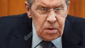 Read more about the article Lavrov acuză liderii occidentali că vor ”să distrugă, să falimenteze, să anihileze, să asfixieze economia rusă şi Rusia în general”