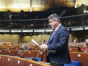 Read more about the article Două amendamente importante propuse de senatorul Titus Corlățean, au fost adoptate cu unanimitate de membrii Comisiei politice a Adunării Parlamentare a Consiliului Europei