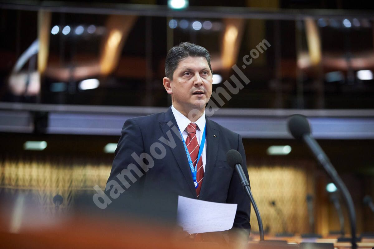 You are currently viewing Titus Corlățean, în presa austriacă: Noi ne-am pierdut încrederea în parteneriatul cu Austria. Dincolo de daunele politice, avem sentimentul umilirii societăţii româneşti