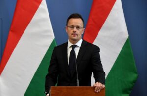 Read more about the article Ungaria va plăti gazele şi petrolul provenite din Rusia în ruble