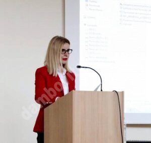 Read more about the article Monica Ilie, viceprimar: este important ca tinerii să fie susținuți, motivați să se implice în activități diverse, să abordeze cu încredere programele de finanțare existente
