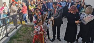 Read more about the article Copiii din Dealu Frumos, Pietroșița, au, de astăzi, o grădiniță modernă