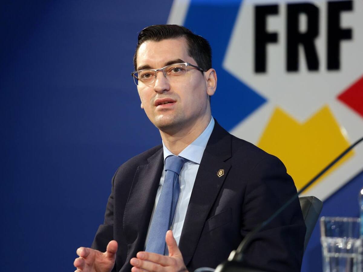 You are currently viewing Răzvan Burleanu: De ce oare, în 2024, ne dorim să ne întoarcem cu 35 de ani în urmă, înainte de 1989, sau să trecem din nou prin anii grei de instabilitate?!