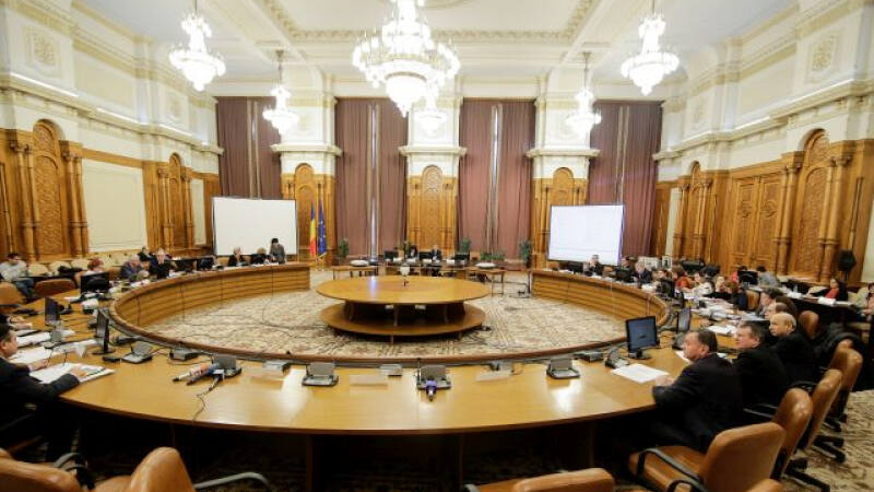 You are currently viewing Încep audierile pentru postul de judecător la CCR: PSD îl propune pe Bogdan Licu, iar USR pe Cristi Danileț