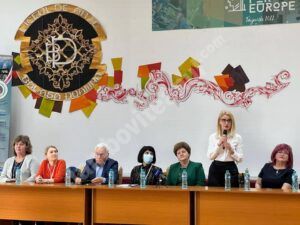 Read more about the article Elevii dâmbovițeni au obținut rezultate excepționale la olimpiadele naționale desfășurate la Târgoviște