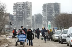 Read more about the article A început evacuarea civililor din Mariupol