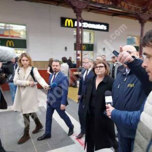 Read more about the article Comisarul european pentru Transport, Adina Vălean, a vizitat Gara de Nord, alături de secretarul de stat Ionuț Săvoiu