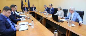 Read more about the article Ionuț Săvoiu: ”Împreună și cu sprijinul Comisiei Europene vom găsi soluții pentru CFR Marfă”