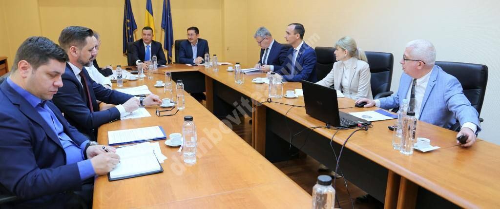 You are currently viewing Ionuț Săvoiu: ”Împreună și cu sprijinul Comisiei Europene vom găsi soluții pentru CFR Marfă”
