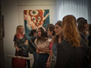Read more about the article Muzeul de Artă din Târgoviște găzduiește expoziția „Atestat 2022” a absolvenților de la Liceul de Arte „Bălașa Doamna”