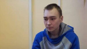 Read more about the article Primul soldat rus judecat pentru crime de război în Ucraina a fost condamnat la închisoare pe viață