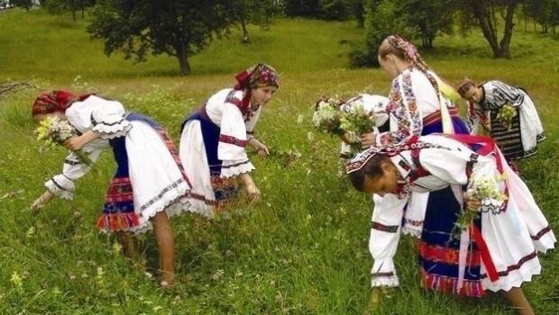You are currently viewing Tradiții și obiceiuri de Armindeni. 1 mai este Ziua Pelinului sau Ziua Bețivilor