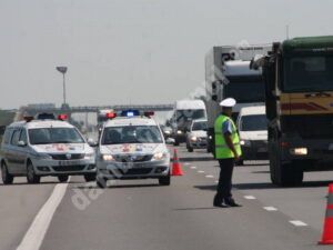 Read more about the article Trafic intens, astăzi, pe drumul dinspre mare și pe Valea Prahovei