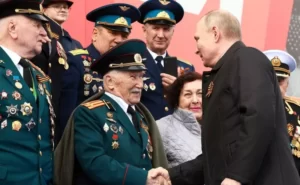 Read more about the article Rusia renunță la limita de vârstă pentru serviciul militar