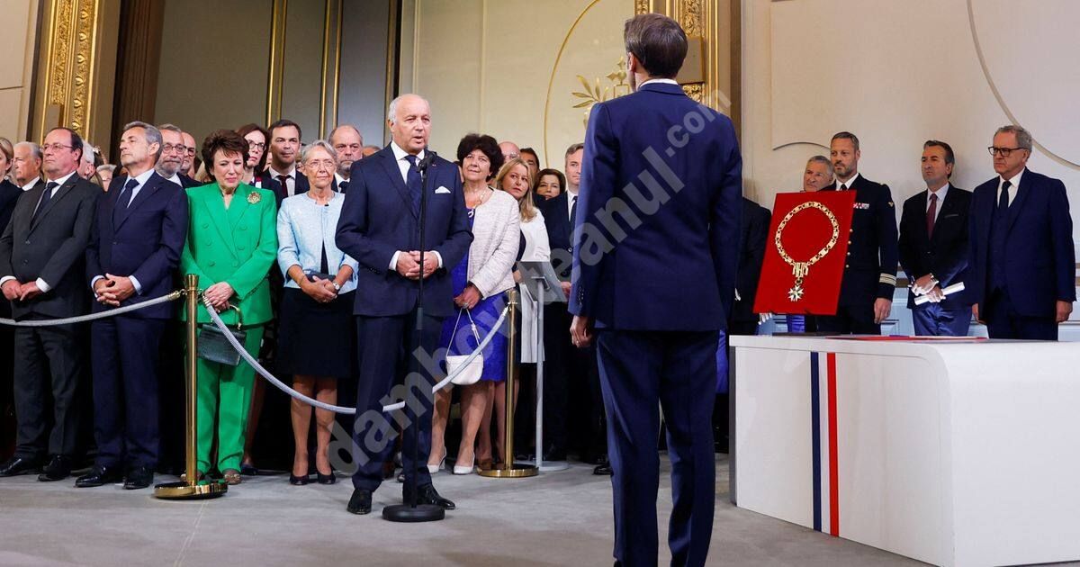 You are currently viewing Emmanuel Macron, la ceremonia de învestire în funcție: Trebuie să avem curajul democraţiei, curajul de a clădi o nouă pace europeană şi o nouă autonomie în Europa