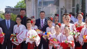Read more about the article Maratonul tradițiilor dâmbovițene a colorat astăzi Piața Tricolorului din Târgoviște