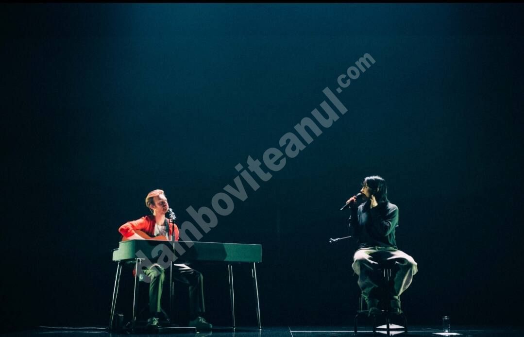 You are currently viewing BILLIE EILISH A SUSȚINUT UN CONCERT ACUSTIC LIVE ÎN COLABORARE CU TELEKOM ELECTRONIC BEATS