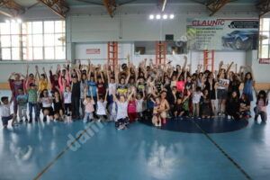 Read more about the article Spectacol motivațional, la Aninoasa