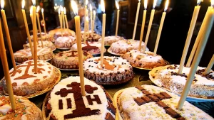 Read more about the article Astăzi sunt Moșii de iarnă, iar gospodinele împart pentru sufletele morților