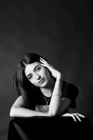 Read more about the article Copii de succes din Dâmbovița. Fiica preotului târgoviștean Dogaru, un exemplu, pentru generația sa