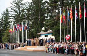 Read more about the article Ceremonia de acordare a gradelor de ofiţer pentru absolvenţii Academiei Forţelor Terestre „Nicolae Bălcescu” din Sibiu