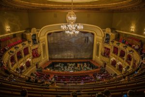 Read more about the article Primul tur virtual 3D din istoria Operei Naționale București, disponibil gratuit!