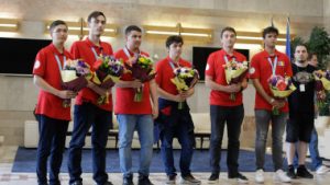 Read more about the article Elevii români, pe locul 2 în lume la Olimpiada internațională de fizică