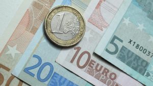 Read more about the article Croația trece la euro din ianuarie 2023