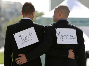 Read more about the article Slovenia a legalizat căsătoriile între persoane de acelaşi sex și le permite adopția de copii