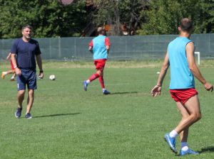 Read more about the article Chindia Târgoviște are jucători accidentați înaintea duelului cu FCSB. „Putem să scoatem un rezultat bun”