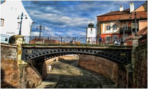 Read more about the article Podul Minciunilor din Sibiu se închide, de luni, pentru reparații