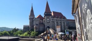 Read more about the article A început Festivalul Medieval „Ioan de Hunedoara” la Castelul Corvinilor