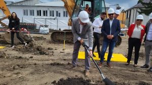 Read more about the article Provocarea ministrului dezvoltării către constructor: prima creșă din cele peste 100 construită în cel mult 6 luni